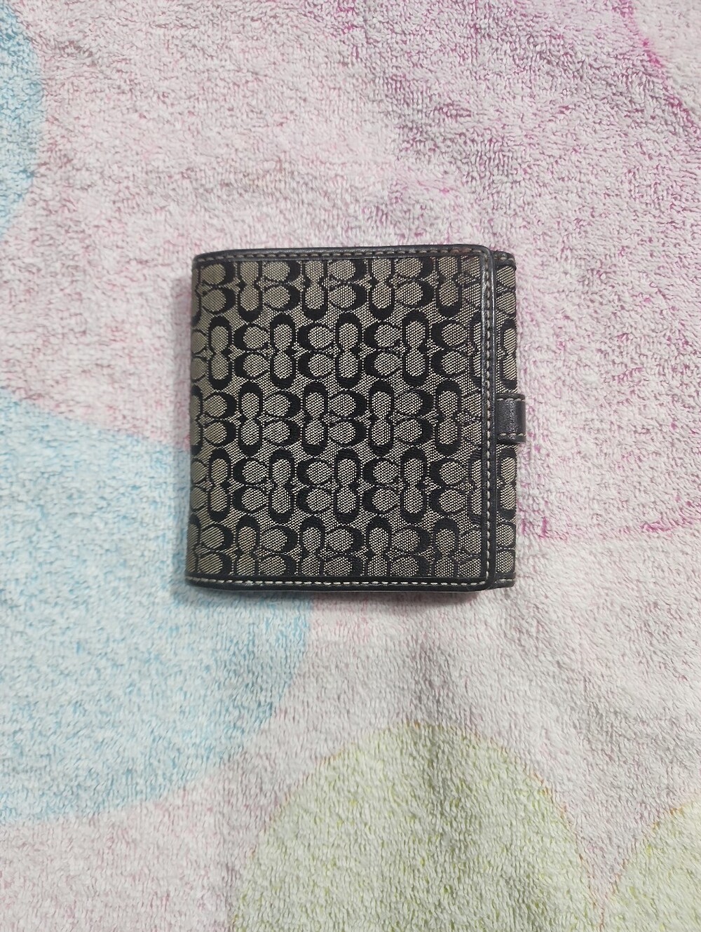 Coach Mini Signature Jacquard Small Wallet - Picture 3 of 7